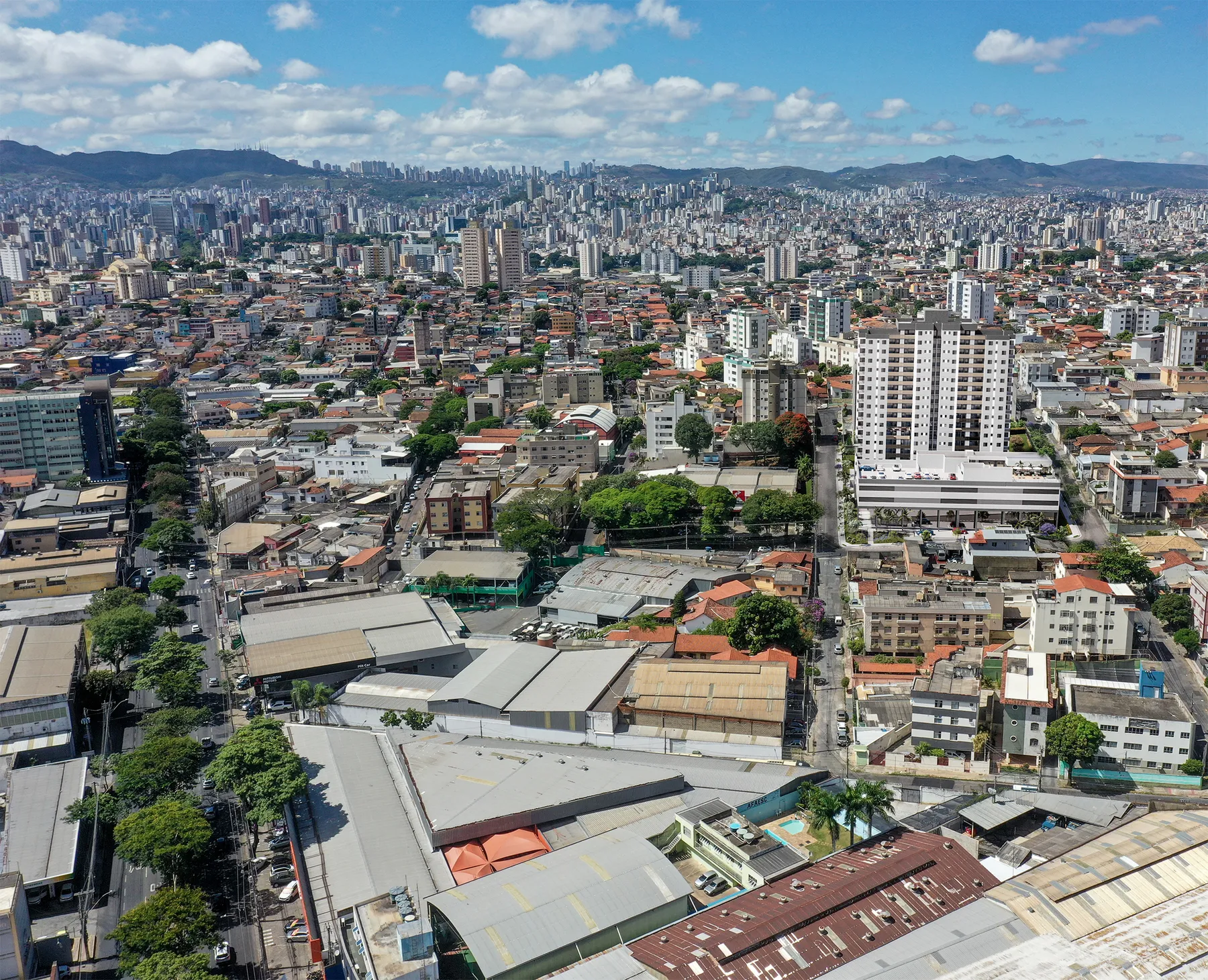 Vista aérea do bairro Caiçara em Belo Horizonte
