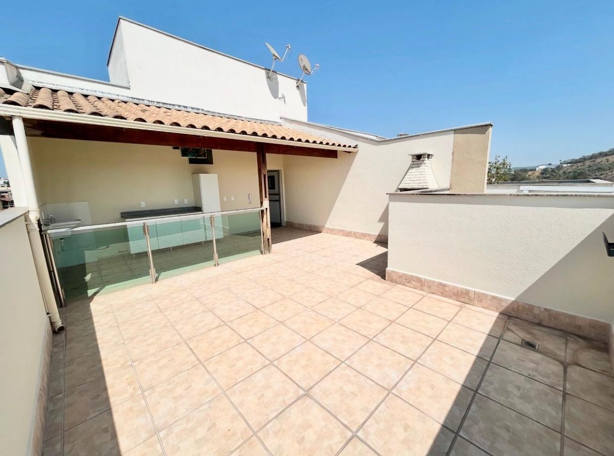 Foto de Cobertura com Espaço Gourmet em Contagem