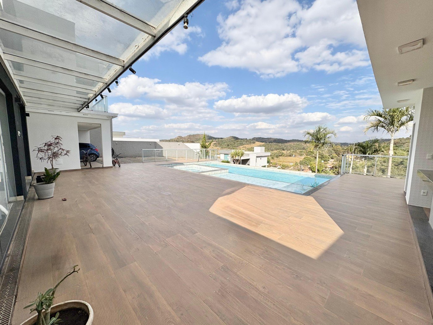 Foto 4 de Casa de Luxo em Condomínio - Aldeias do Lago