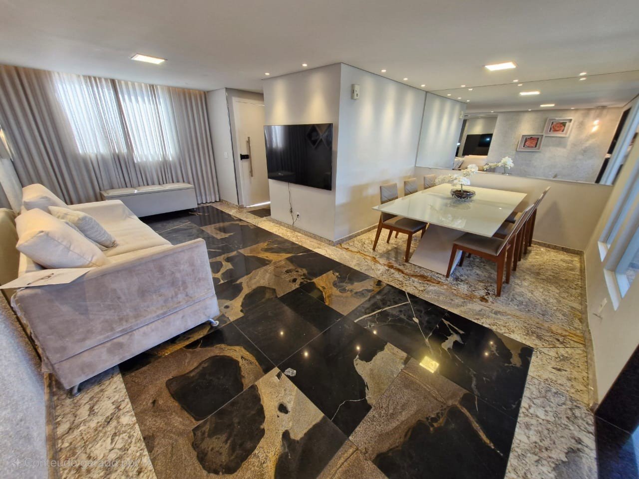 Foto de Casa em condomínio, no bairro Cabral