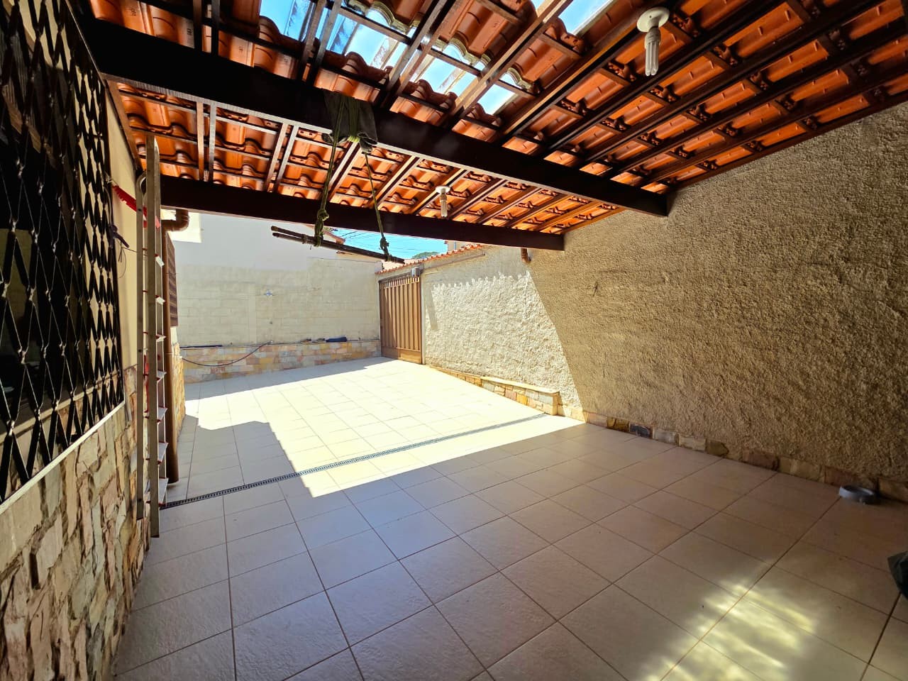 Foto 4 de Casa no bairro Alípio de Melo