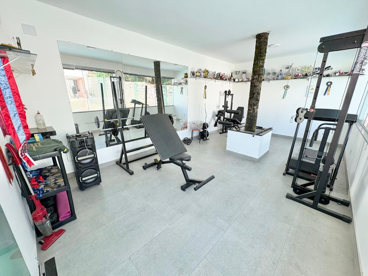 Foto 4 de Casa com 02 moradias e piscina no bairro Braúnas