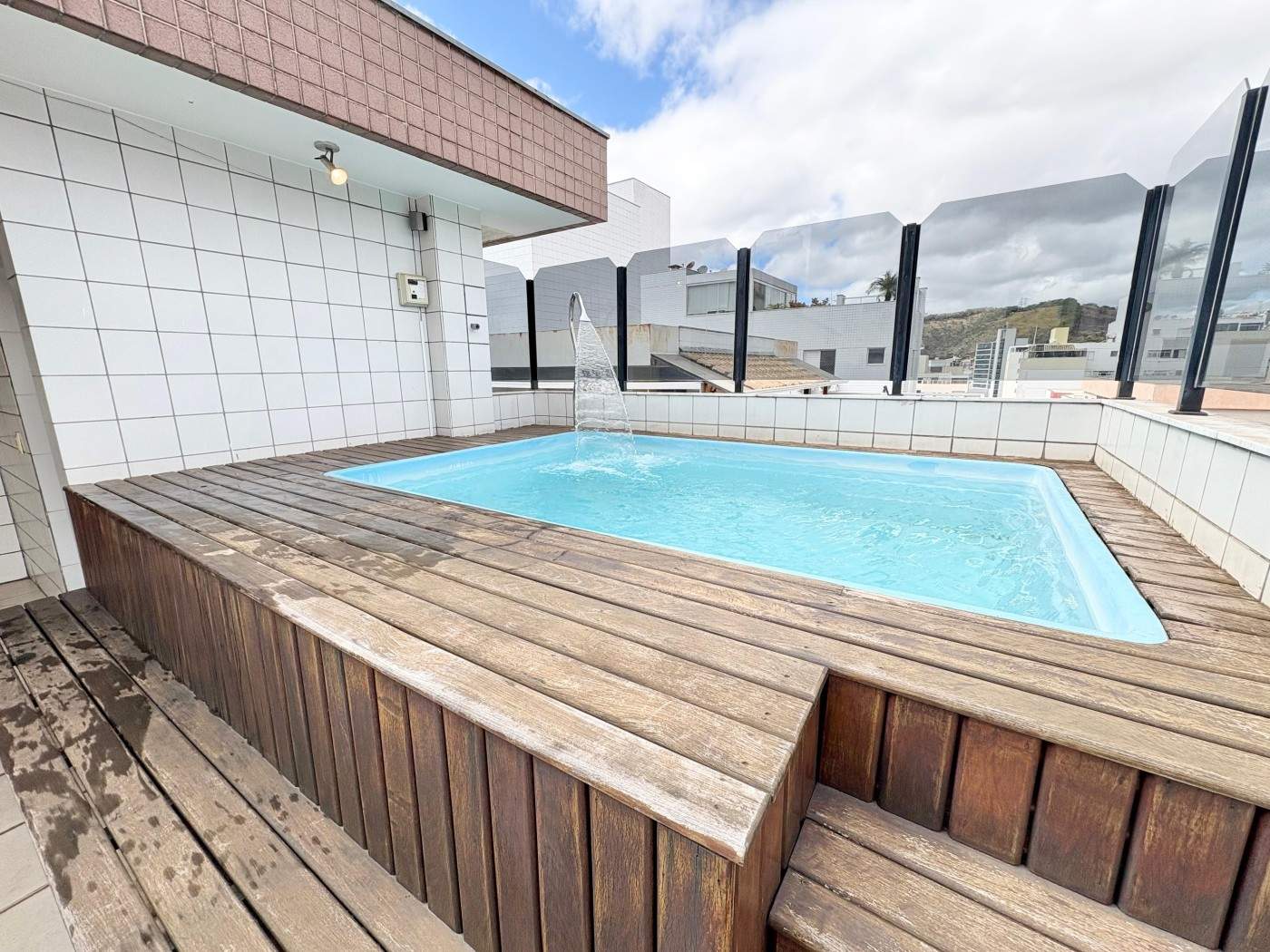 Foto 2 de Cobertura com piscina no bairro Castelo